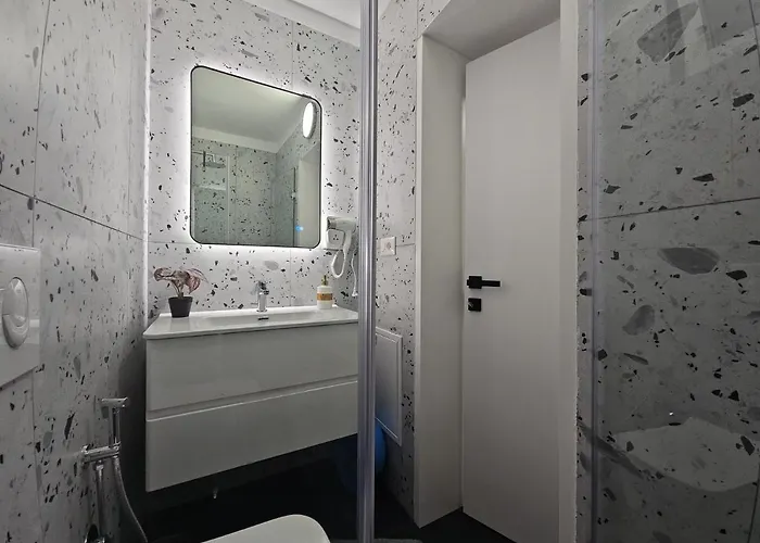 Tiny Rose Appartement *