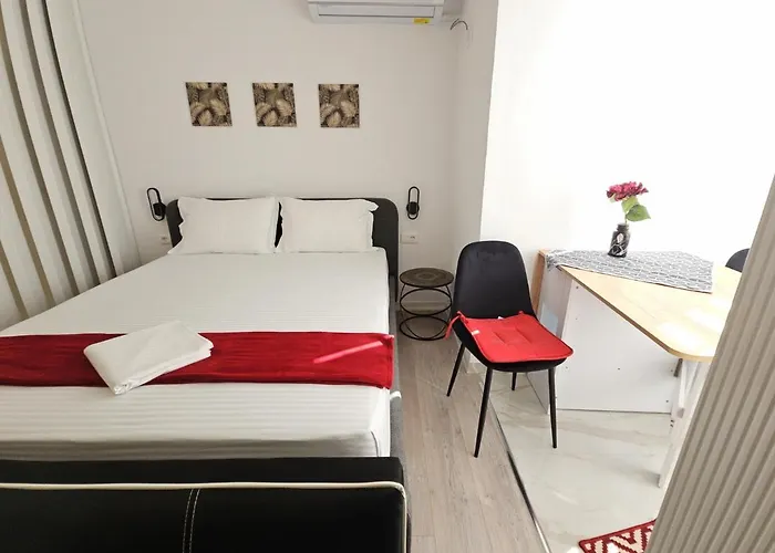 Tiny Rose Appartement *